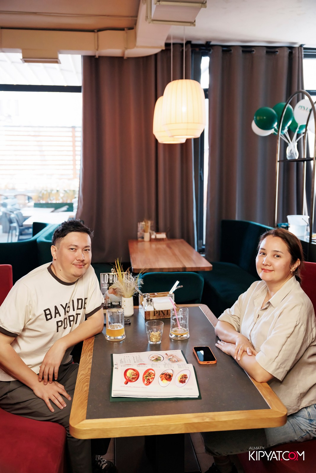 ПИНТА НА СЕЙФУЛЛИНА. КИПЯТКОМ АЛМАТЫ! Фотосъемка мероприятий в Алматы