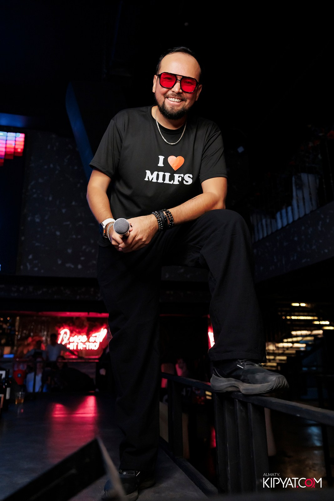МУЗЫКАЛЬНОЕ ЛОТО В HIT RETRO. КИПЯТКОМ АЛМАТЫ! Фотосъемка мероприятий в Алматы