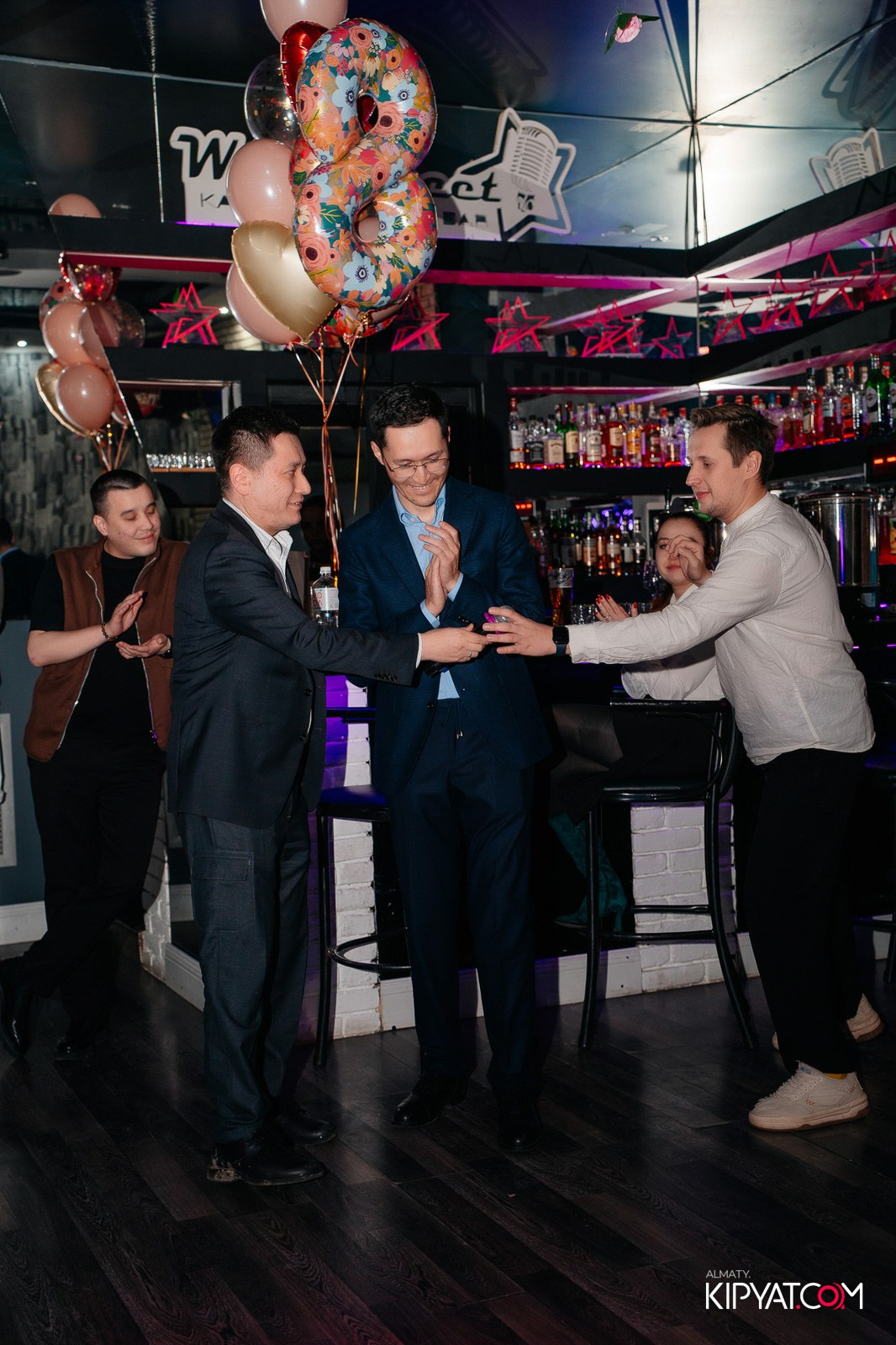 THE WALL STREET. КИПЯТКОМ АЛМАТЫ! Фотосъемка мероприятий в Алматы