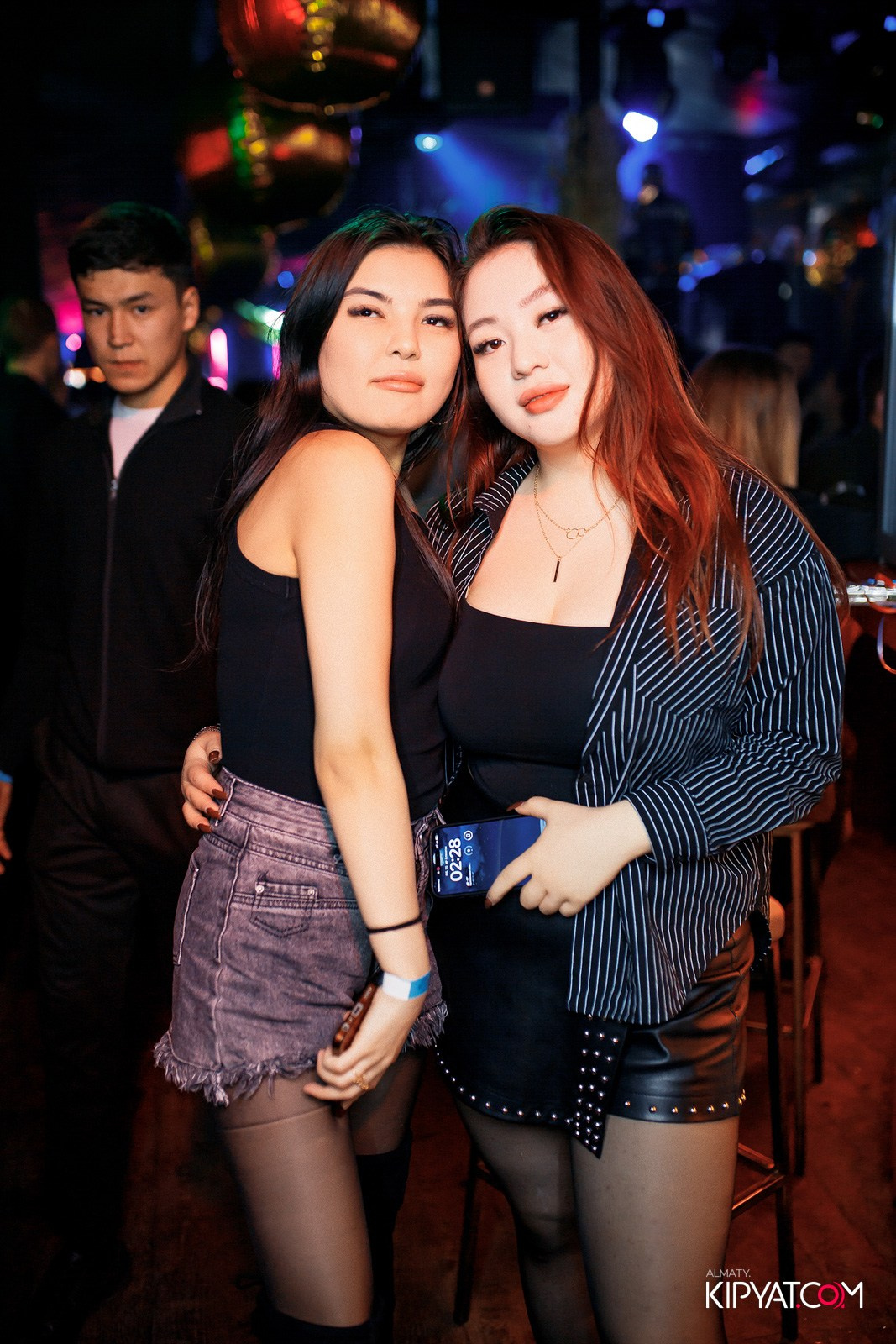 UYAT EMES BAR. КИПЯТКОМ АЛМАТЫ!