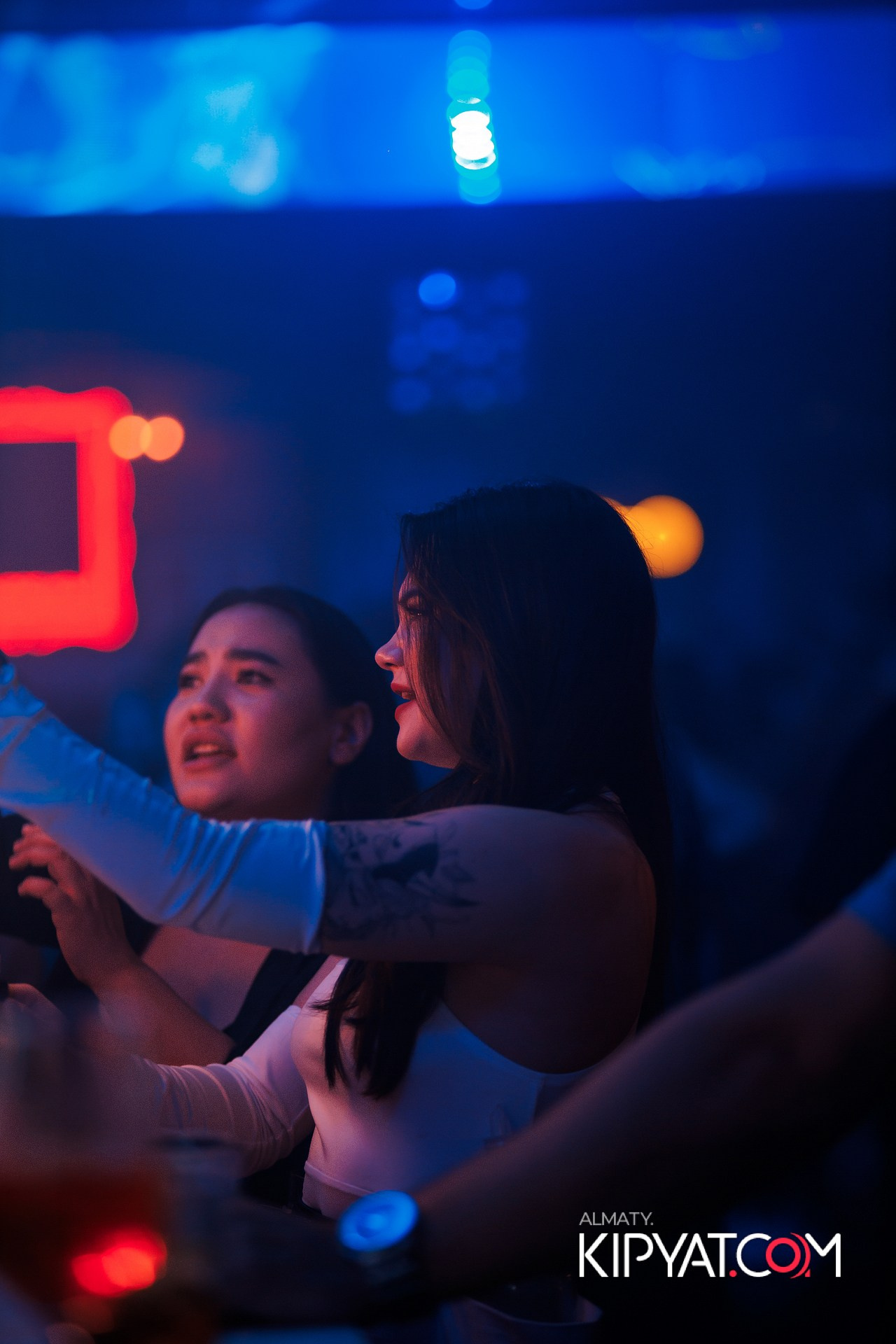 КОНЦЕРТ ГРУППЫ HIFI SANTA BARBARA. КИПЯТКОМ АЛМАТЫ!