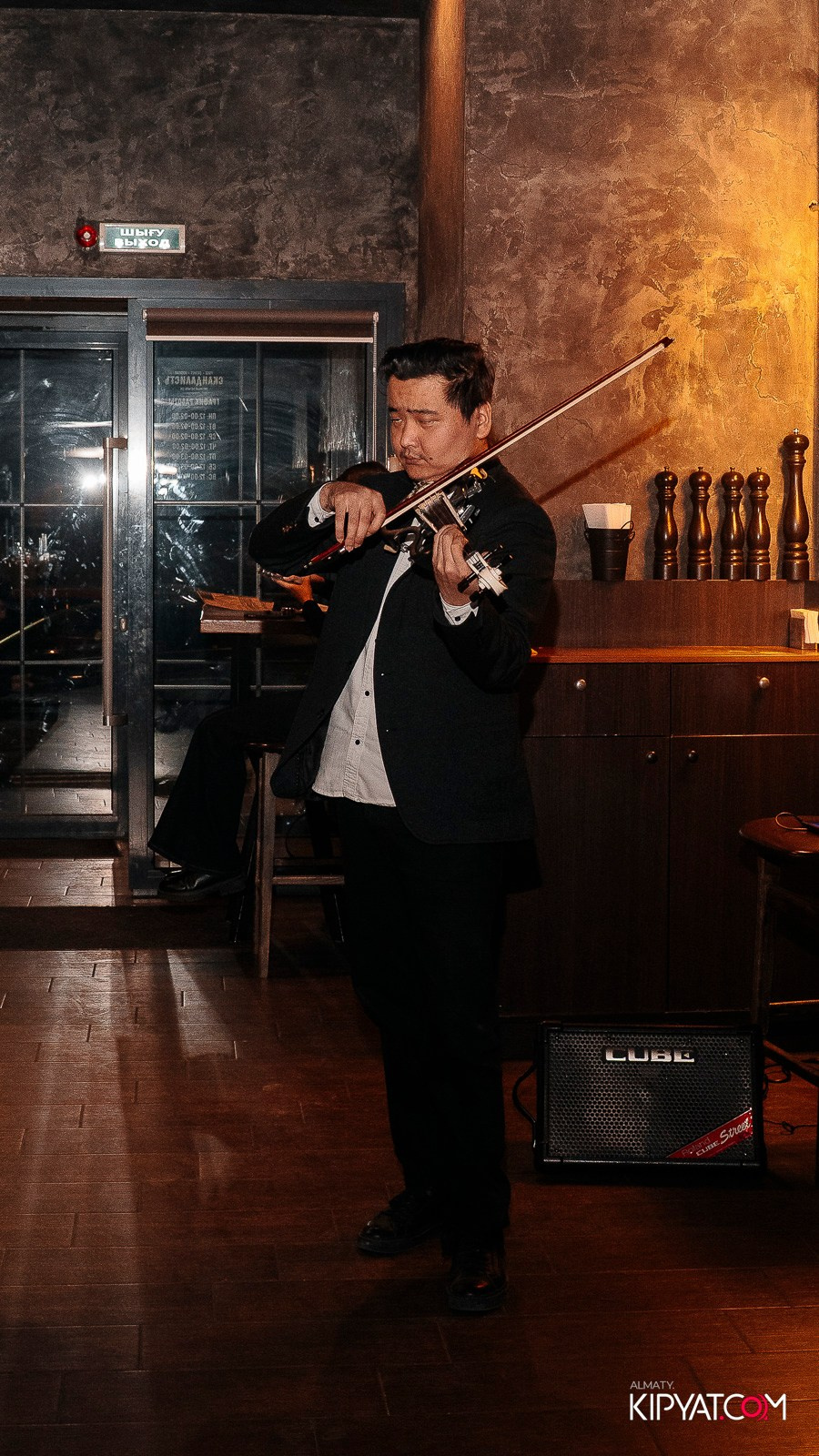 РЕСТО-БАР СКАНДАЛИСТЪ. КИПЯТКОМ АЛМАТЫ! Фотосъемка мероприятий в Алматы