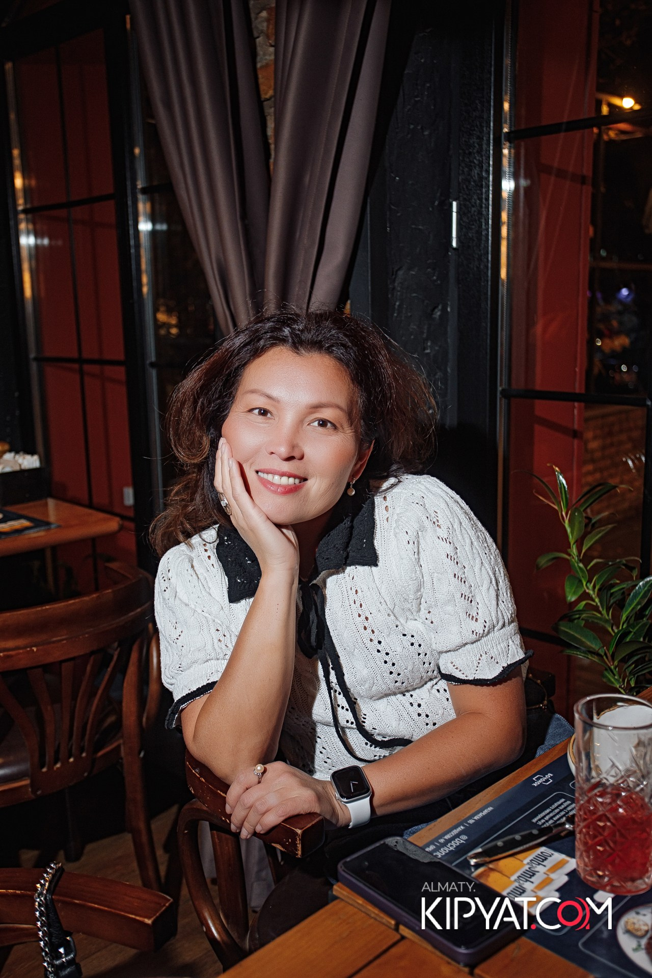 БОЧОНОК НА ЖАНДОСОВА. КИПЯТКОМ АЛМАТЫ!