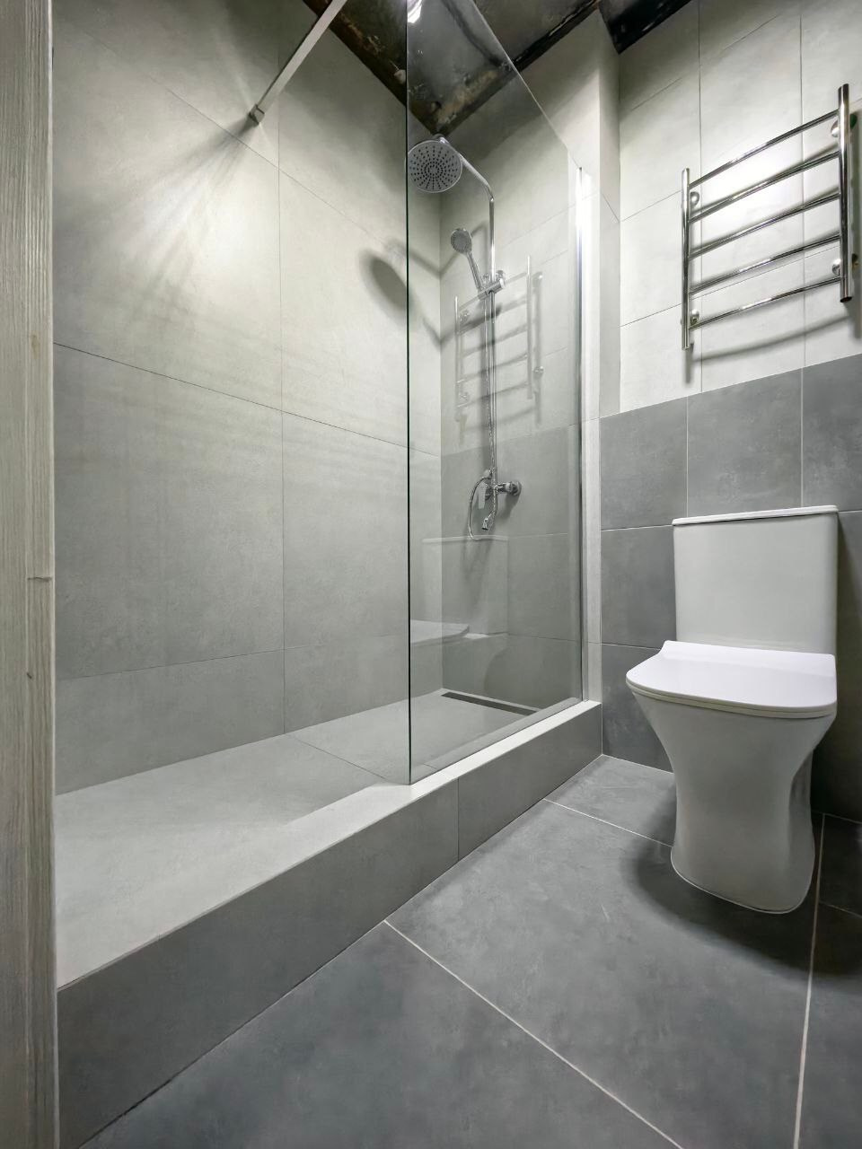 Ванная комната (ул. Сибгата Хакима д. 40). Ремонт санузла, туалета, ванной под ключ в Казани. Укладка плитки