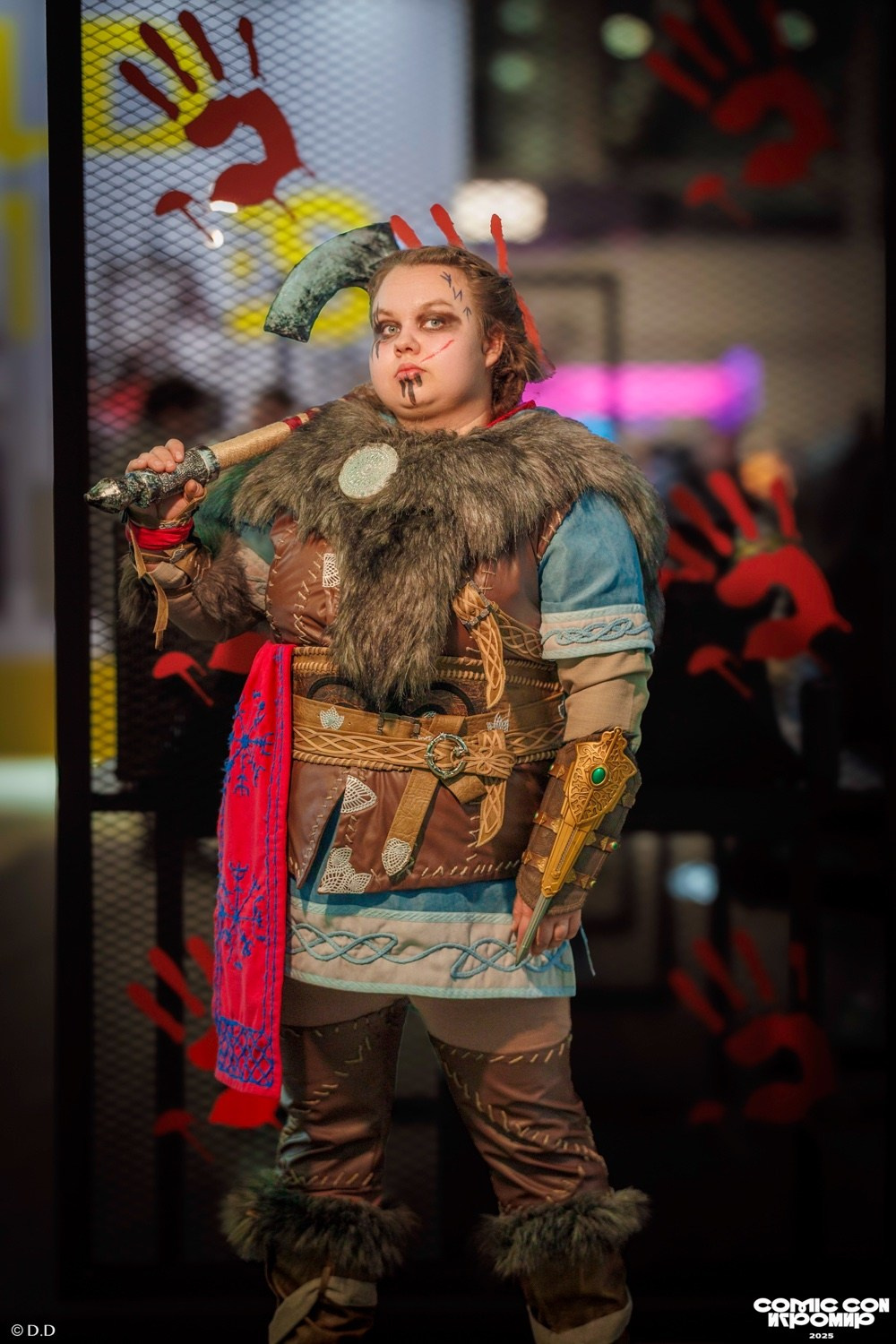 Comic Con Игромир 2025. Различные мероприятия и просто фотографии людей