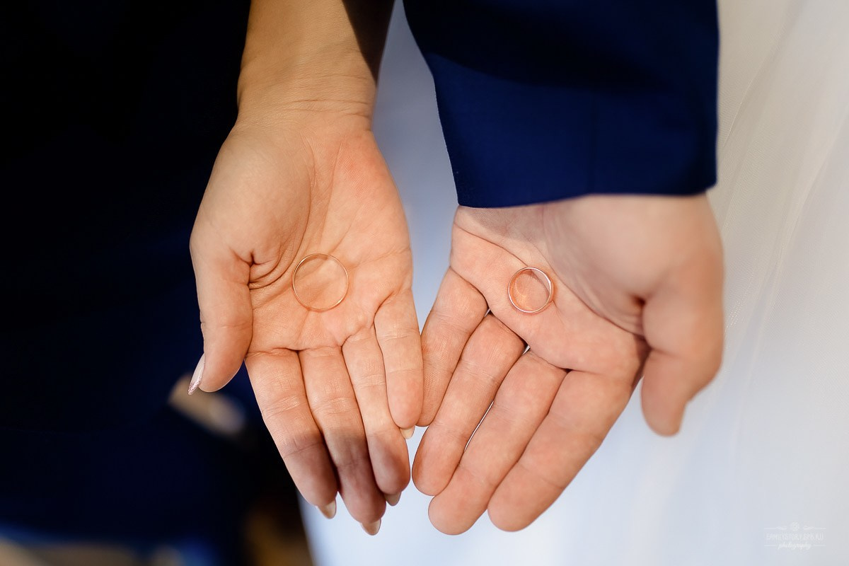 Свадебная фотосессия в интерьере: уют, фактура и свет как у старых мастеров. Свадебный фотограф — Санкт-Петербург (СПб) Питер