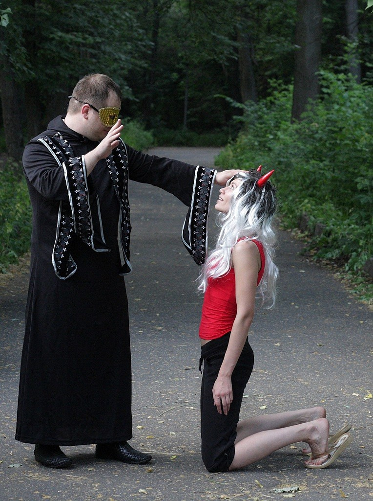 Ангелы и демоны | 03-04.07.2010. Галерея Фантим