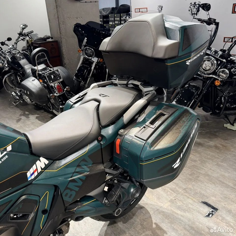 2025 BMW R1200RТ Options 719 Custom. Hello Davidson, Москва. Только хорошие мотоциклы…