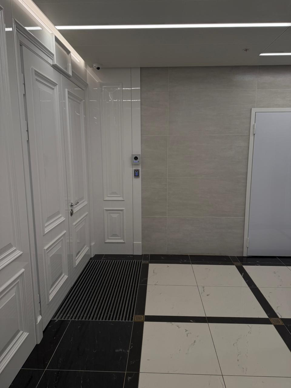 Входная группа. Студия дизайна интерьера RISE DESIGN STUDIO