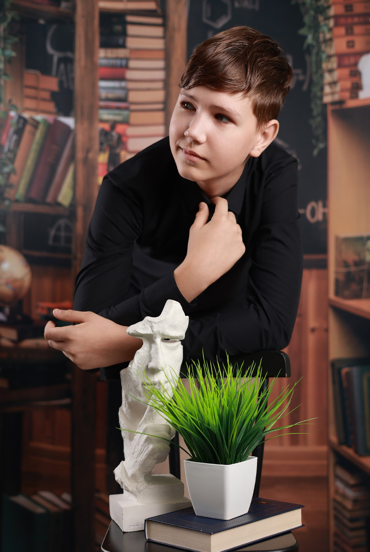 Кабинет. Выпускные альбомы в Иваново в детский сад и школу. Александр и Светлана Янкины