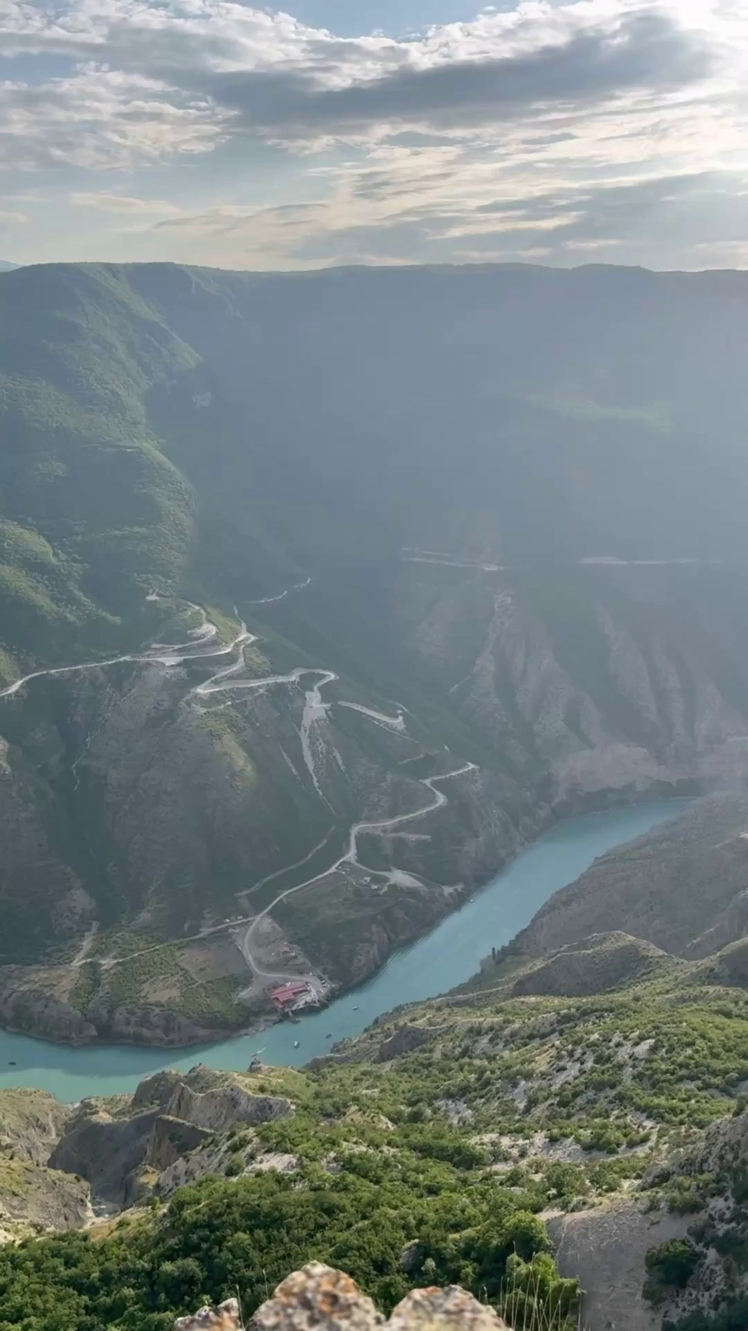 Фотосессия на каньоне. Фотограф Дагестан | Лошади | Этноплатья | Туры