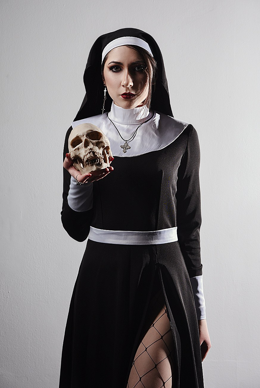 Монахиня. Свадебный и семейный фотограф в Туле Ксения Сильвер