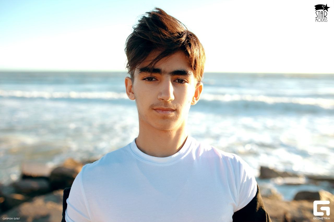 Шоломинский Назар. Model base