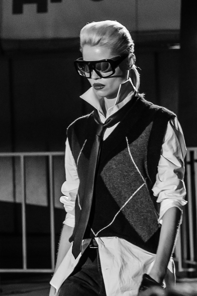 YANDEX FASHION SHOW SS’26. Репортажный фотограф в Москве Саша Дружинина
