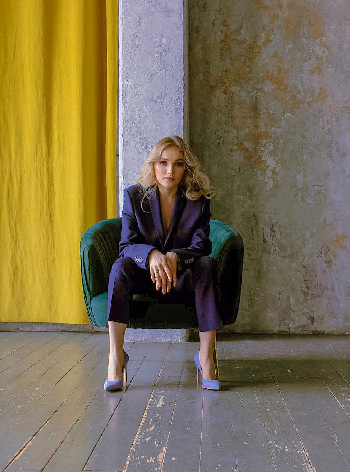 Современная женщина