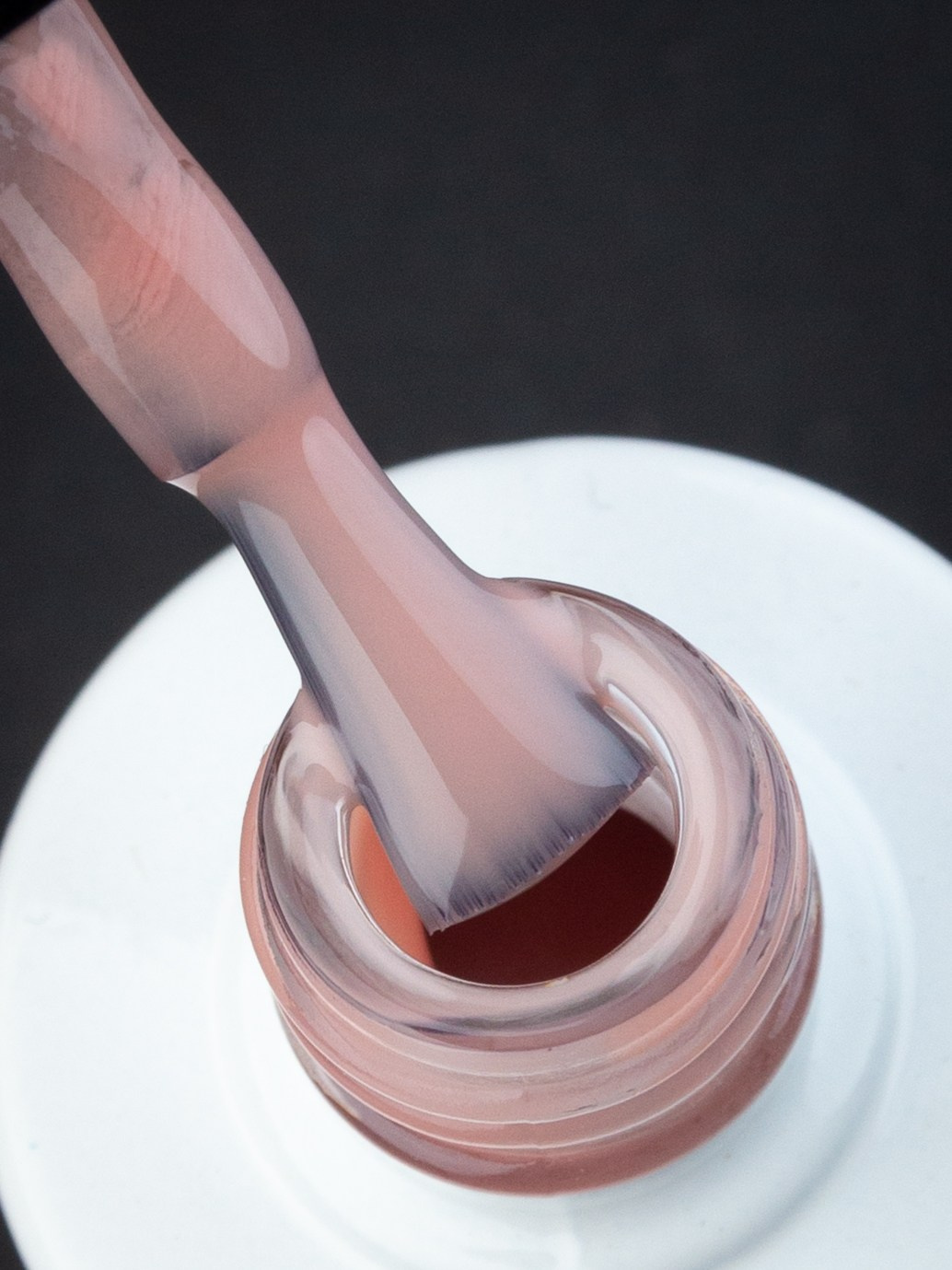 Kira на чёрном. Александр Стряпунин — предметный фотограф в Улан-Удэ