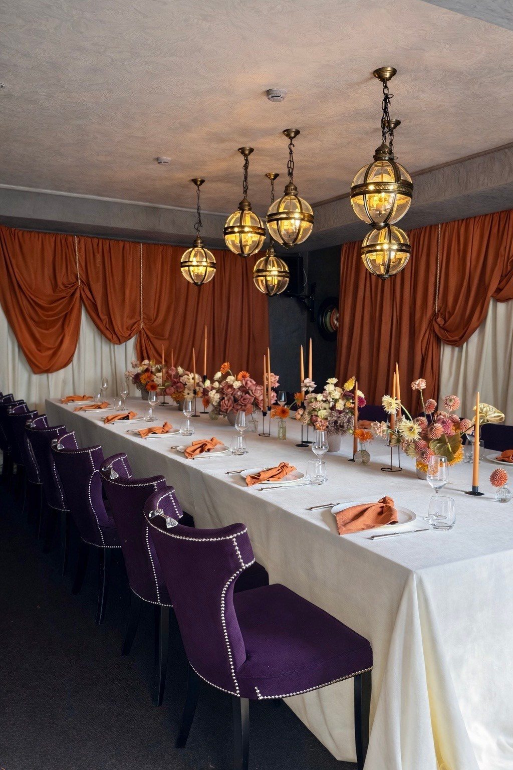 HB | 08.08.2025 | г. Москва, ресторан Бабель. МашаШарики | Декоратор | Москва