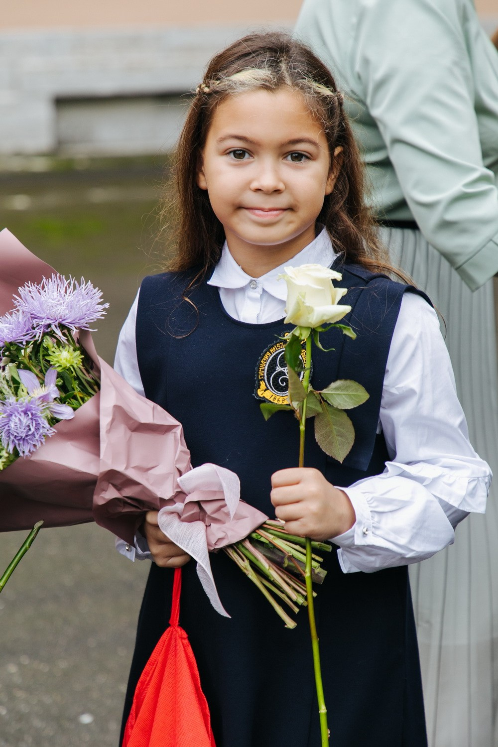 Школьники 1 сентября, линейка. Фотограф крещение венчание в Петербурге! Помогает подобрать храм и посоветовал душевного батюшку в СПб