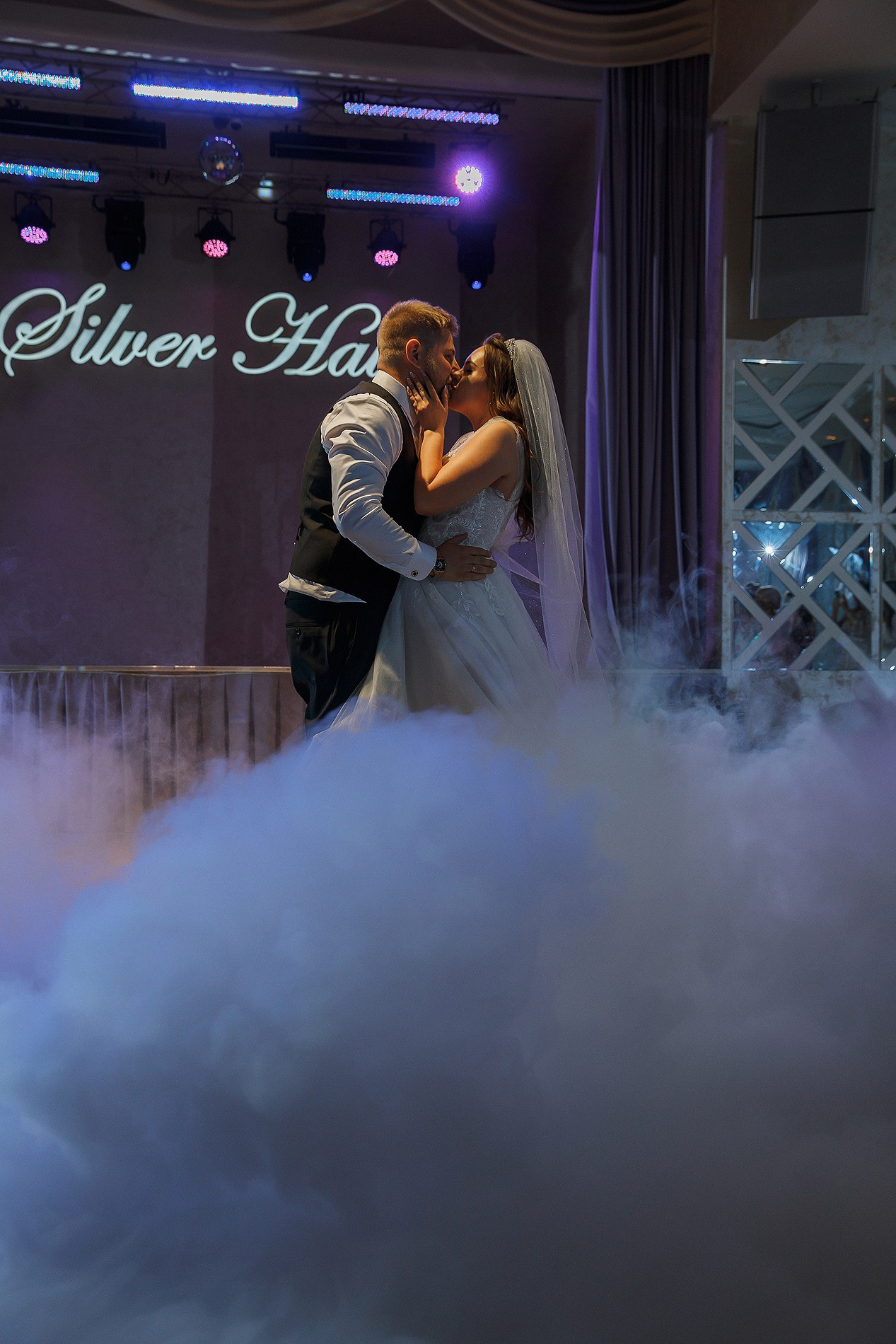 Александр и Алина. Фотограф Олеся Жомер