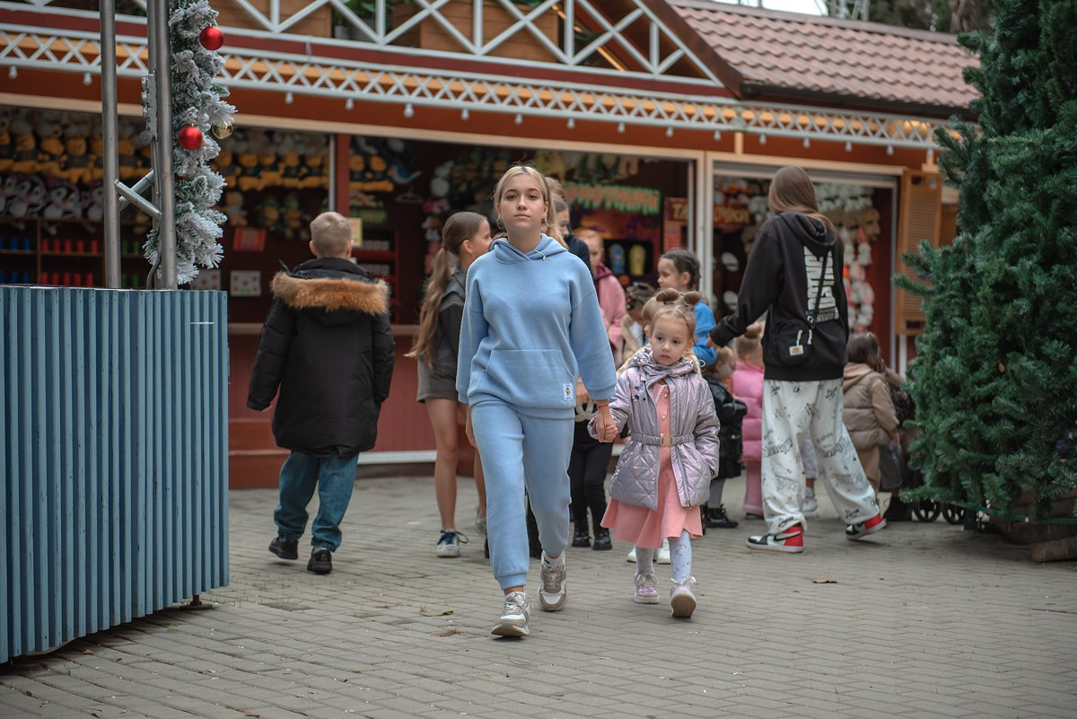 Парк Ривьера дефиле HAPPYkids. Семейный и коммерческий фотограф в Сочи Александр Бодунов