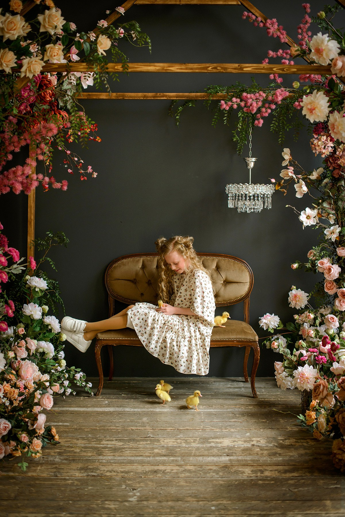 Photo shoot of a girl with goslings and a hat. Photographer Elena Carruthers, Scotland