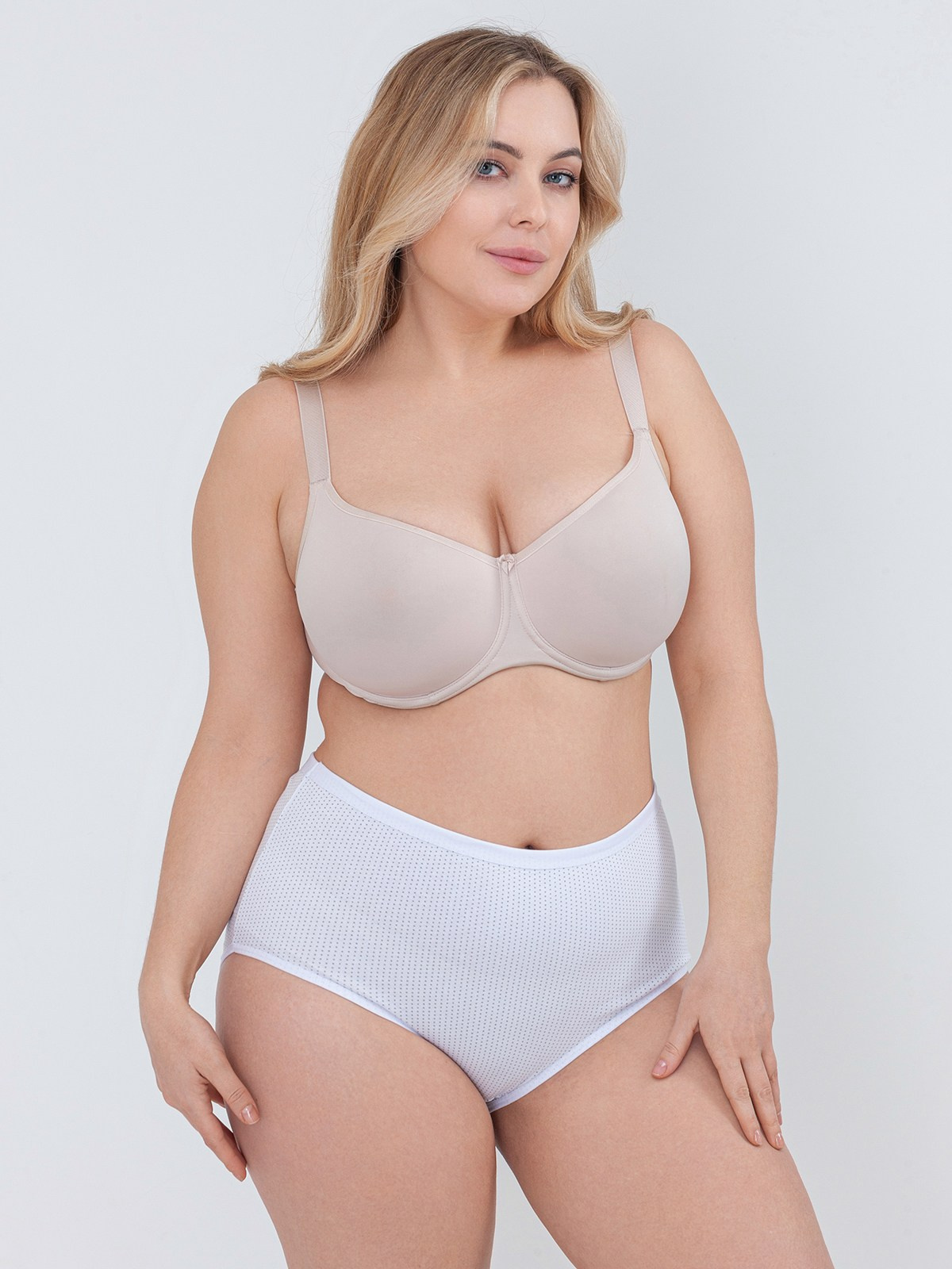 Предметная фотосъемка Москва. Михаил Папулян, каталожная съемка. Сборные фотосъёмки в Москве. фотосессии одежды.фотограф