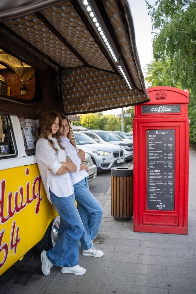 Город. Прогулка. Сайт фотографа.Приветствую Вас на своём сайте. Меня зовут Мария Васильева. Я являюсь профессиональным фотографом. Город Красноярск