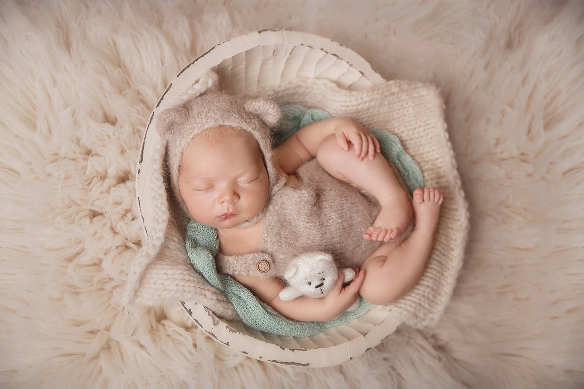 Чаша. Фотограф новорожденных, семейный фотограф в Санкт-Петербурге