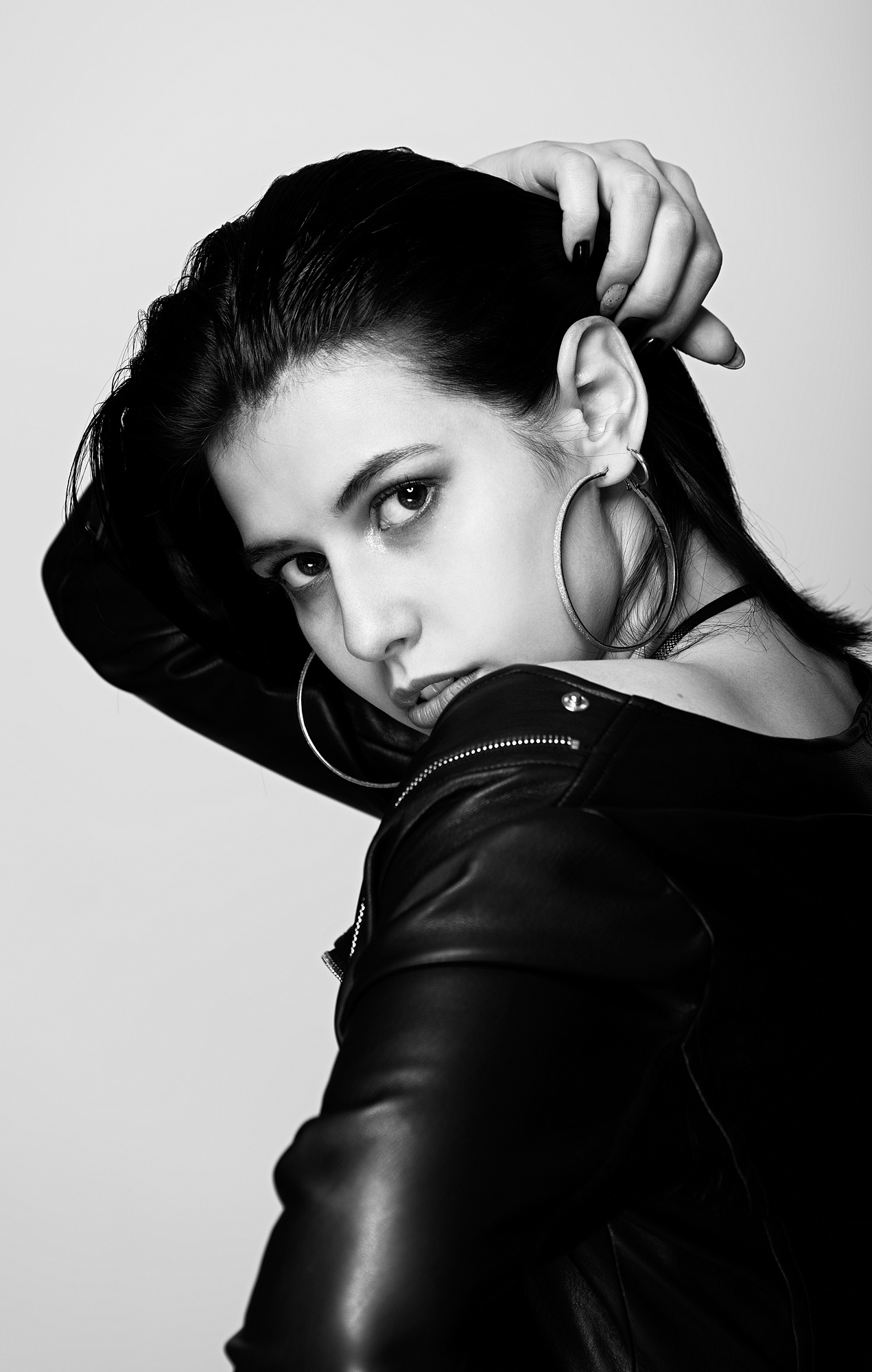 Портретная съемка танцовщицы. Портретный фотограф Белград Матвей Кармаков