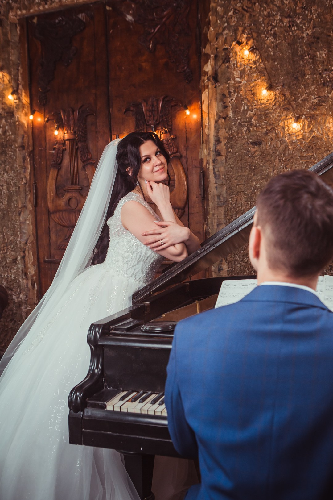 Свадебная съёмка. Люксмедиа — это команда фотографов и видеографов. Город Казань. Дамир Сафин