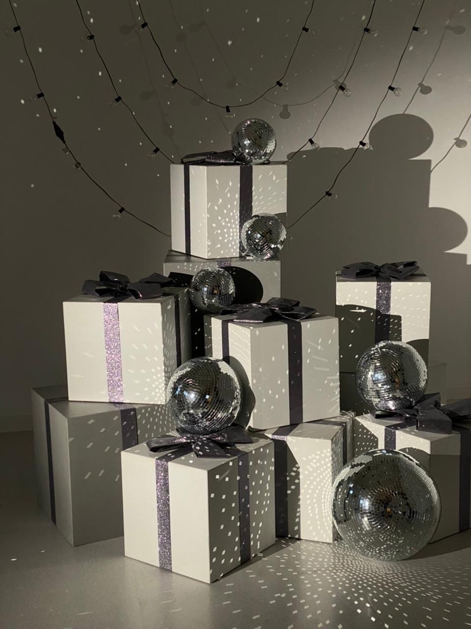 Фотостудия Монохром. Светлый зал. Семейный фотограф в Перми Ольга Гилева. Выпускные альбомы