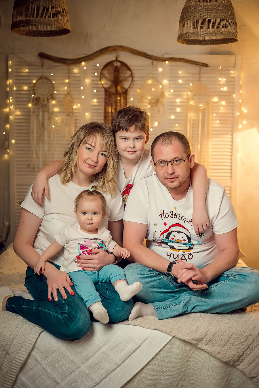 Новогодний серпантин. Семейный фотограф в Перми Ольга Гилева. Выпускные альбомы