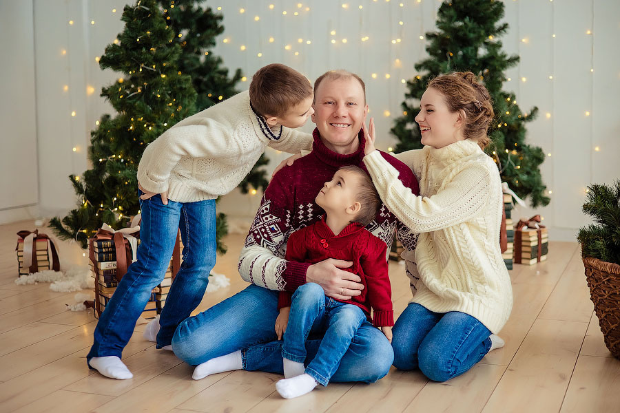 Новогодний серпантин. Семейный фотограф в Перми Ольга Гилева. Выпускные альбомы