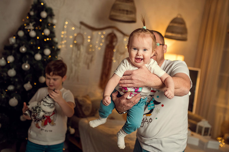 Новогодний серпантин. Семейный фотограф в Перми Ольга Гилева. Выпускные альбомы