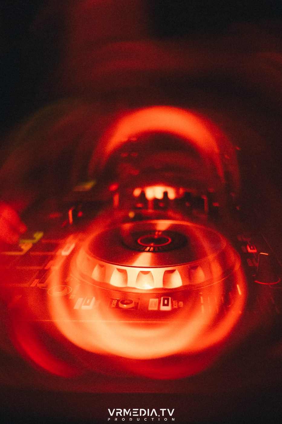 WEEKEND HALL в культурном пространстве «Редакция»