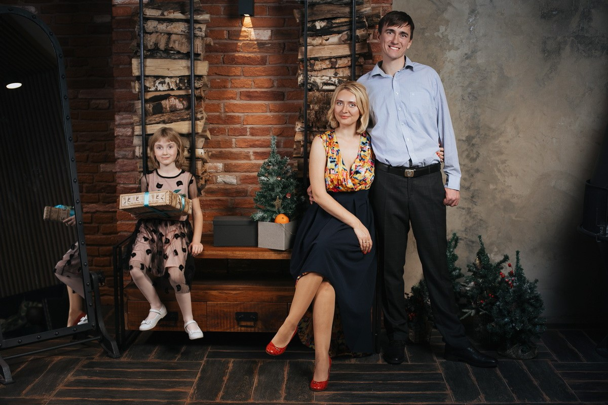 Семейная новогодняя фотосессия, фотограф Денис Шмигирилов. Фотограф крещение венчание в Петербурге! Помогает подобрать храм и посоветовал душевного батюшку в СПб