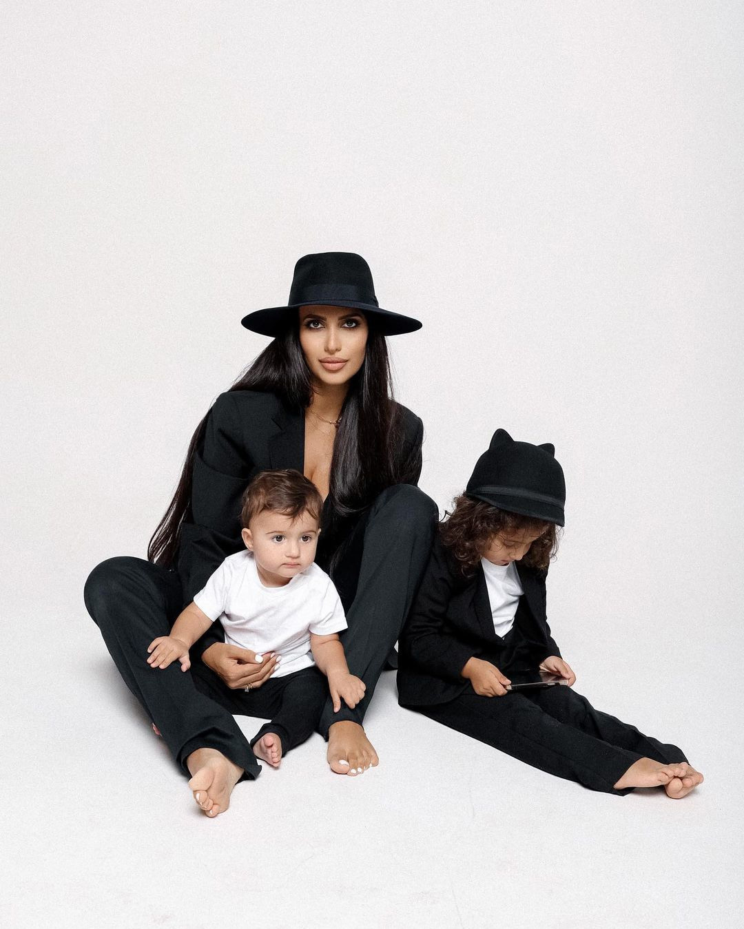 Mom and baby. Ph.emmi