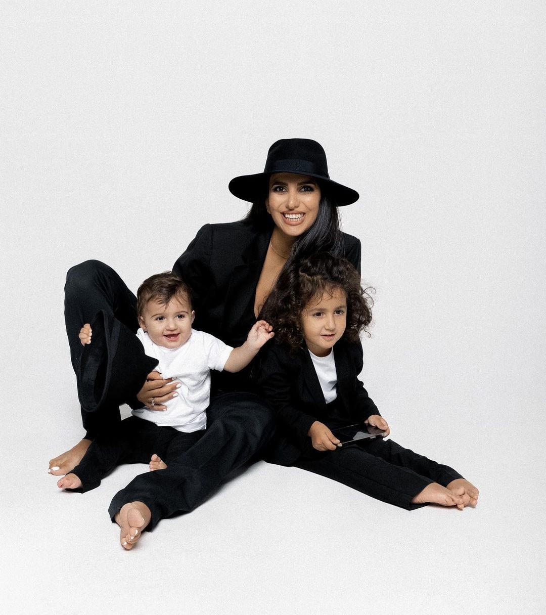 Mom and baby. Ph.emmi