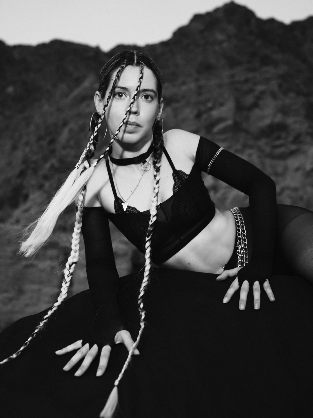 Персональная съемка в пустыне/ Tamar Desert Artpiece, Israel. Фотограф Полина Гольдис