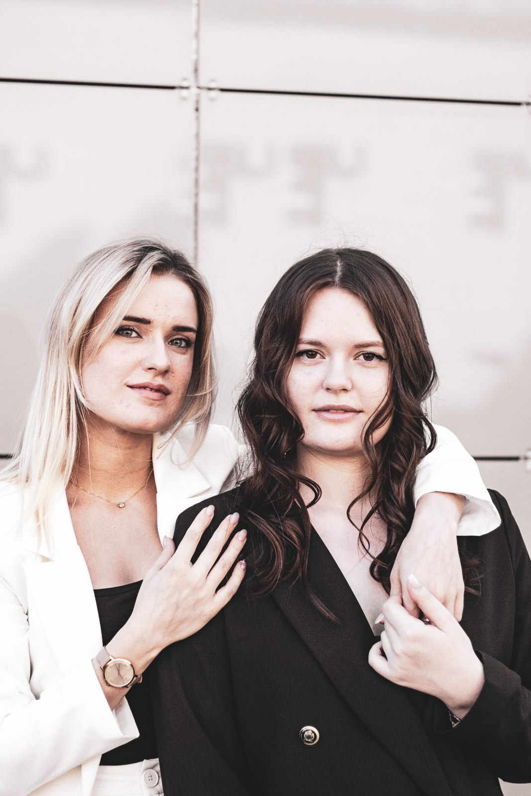 Фотосессия прогулка, на улице в Орске и Новотроицке. Женский фотограф в Орске Новотроицке Динара Долганова