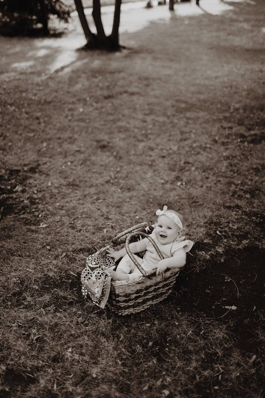 Семейная фотосессия в загородном парке. Фотограф Ксения Дзюбак Самара-Москва