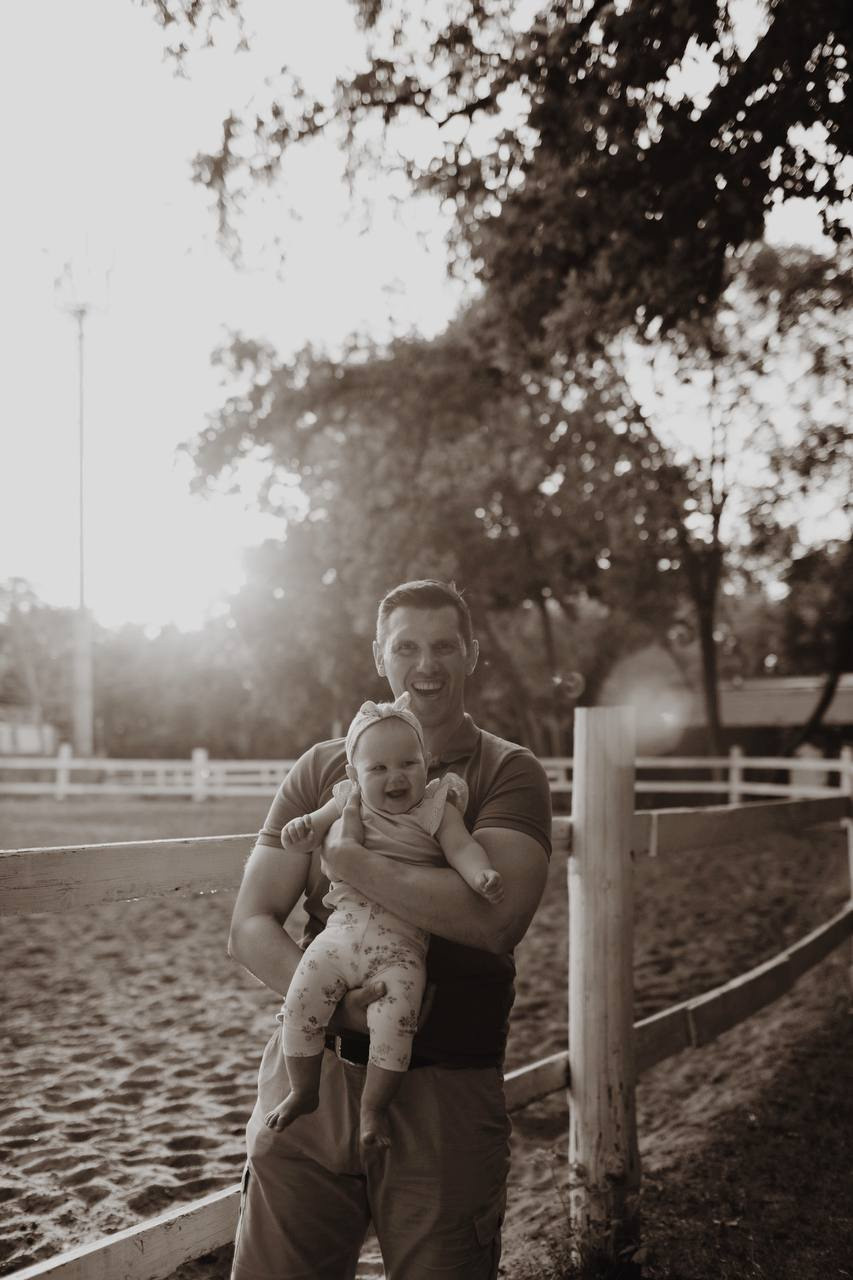 Семейная фотосессия в загородном парке. Фотограф Ксения Дзюбак Самара-Москва