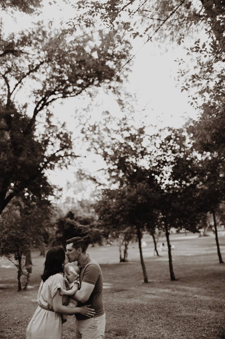 Семейная фотосессия в загородном парке. Фотограф Ксения Дзюбак Самара-Москва