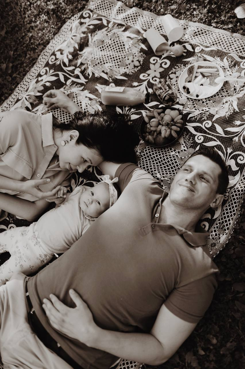 Семейная фотосессия в загородном парке. Фотограф Ксения Дзюбак Самара-Москва