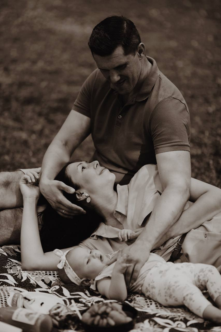 Семейная фотосессия в загородном парке. Фотограф Ксения Дзюбак Самара-Москва