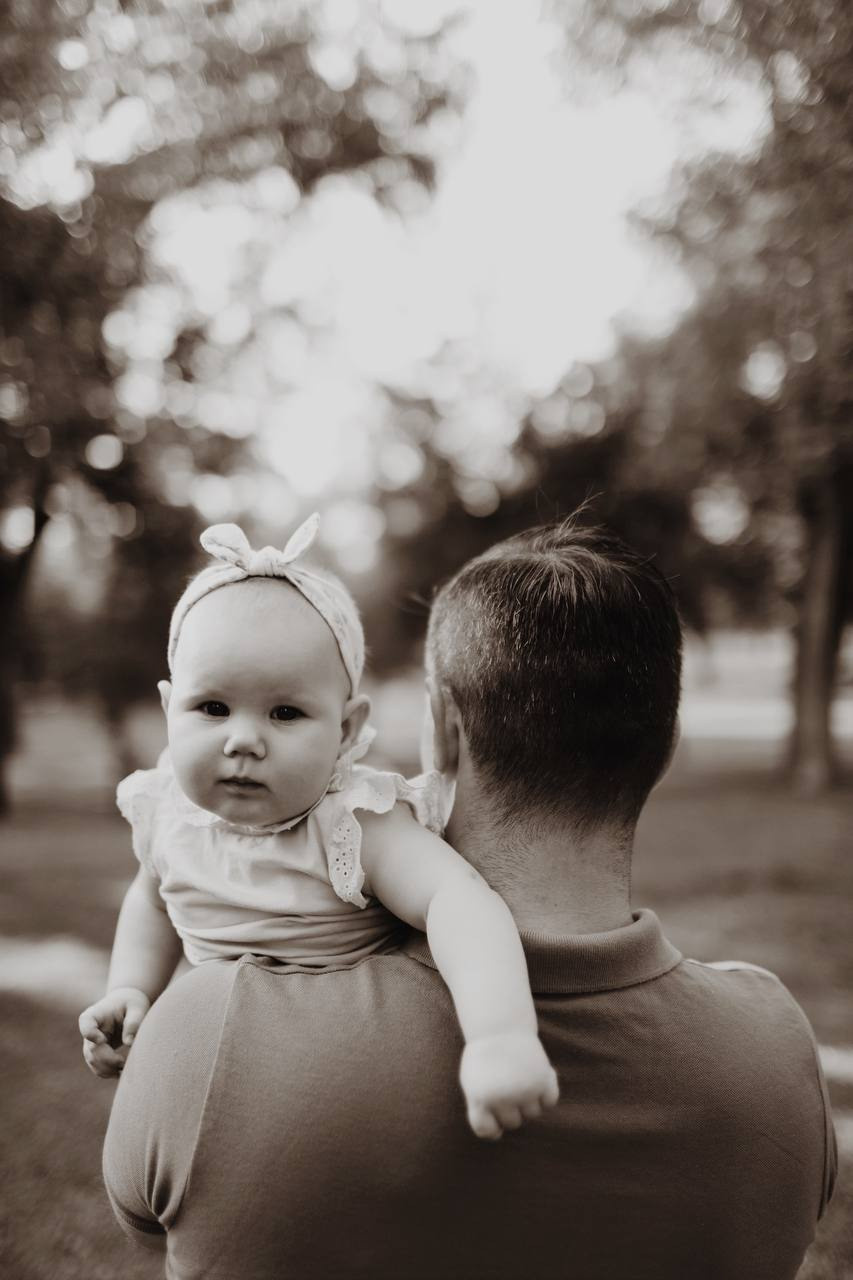 Семейная фотосессия в загородном парке. Фотограф Ксения Дзюбак Самара-Москва