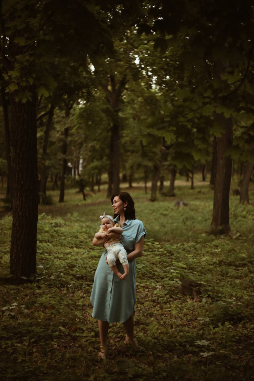 Семейная фотосессия в загородном парке. Фотограф Ксения Дзюбак Самара-Москва
