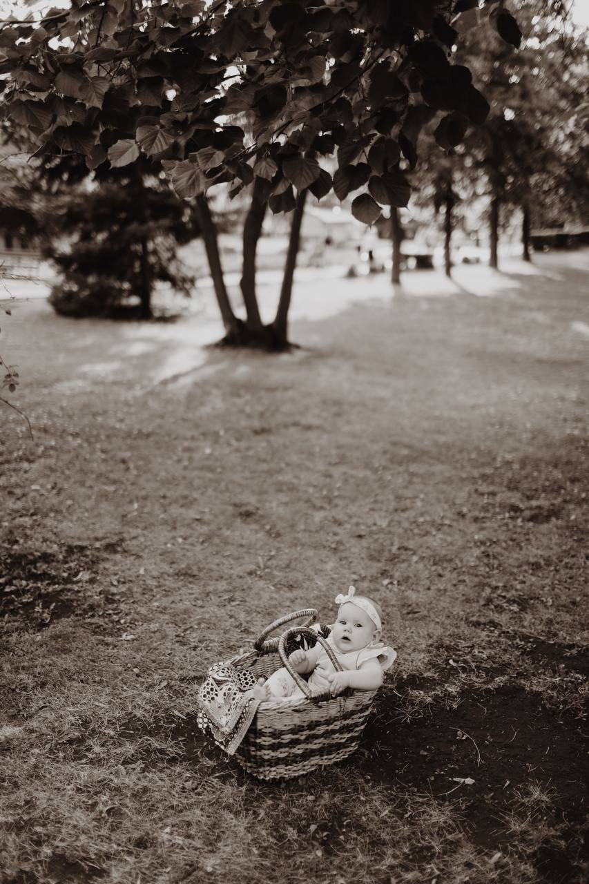 Семейная фотосессия в загородном парке. Фотограф Ксения Дзюбак Самара-Москва