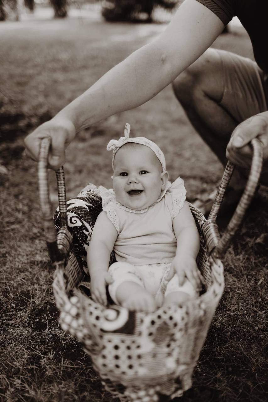 Семейная фотосессия в загородном парке. Фотограф Ксения Дзюбак Самара-Москва