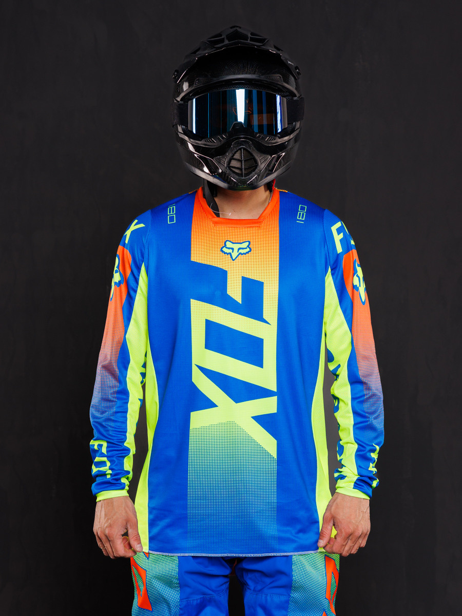 Съумка для Wildberries. Коммерческий фотограф Андрей Тремасов